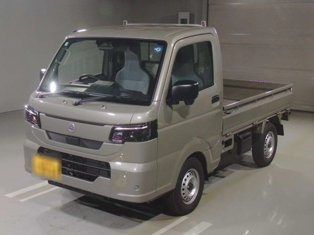 Nissan NT100 Clipper DR16T 2026
